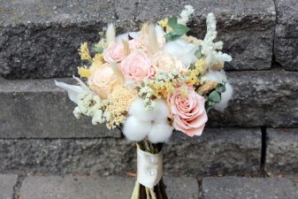 Peach and cream preserved flowers bouquet Montreal